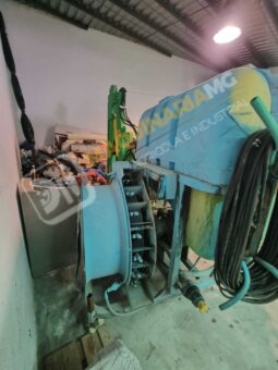 ATOMIZADOR DE 1.000 LITROS CON EQUIPO DE SONAR DE SEGUNDA MANO lleno