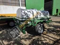 CUBA DE 3.000 LITROS PARA RIEGO, FUMIGACIÓN O EXTINCIÓN DE INCENDIOS lleno