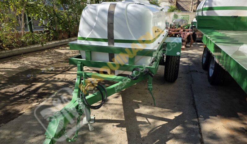CUBA DE 3.000 LITROS PARA RIEGO, FUMIGACIÓN O EXTINCIÓN DE INCENDIOS lleno