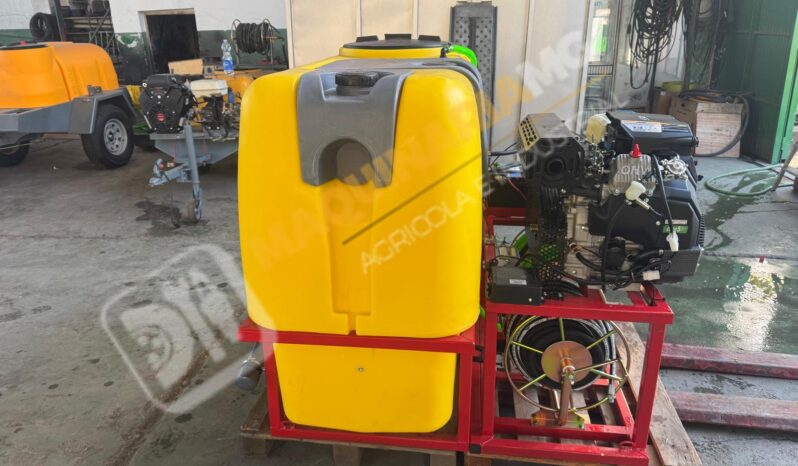 EQUIPO DESATASCOS 35 CV DE 800 L CON MANDO DE 3 FUNCIONES lleno